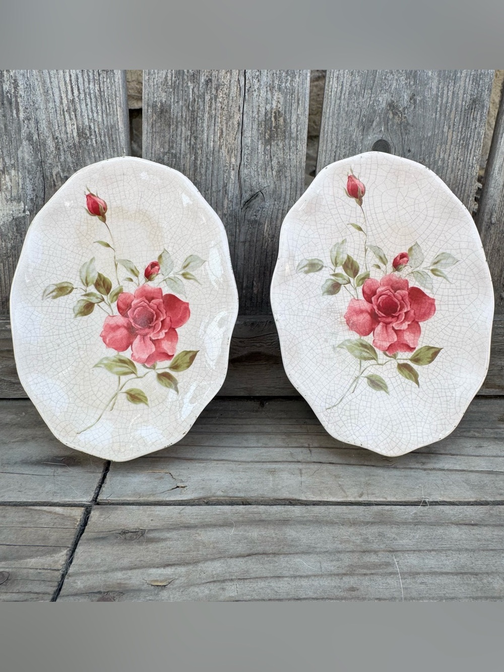 Vtg Mid-Century Pink Rose Ceramic Wall Mount Bathroom Soap Dishes - Set of 2